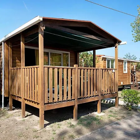 Camping Grande Italia Vulcano 7 Campsite *